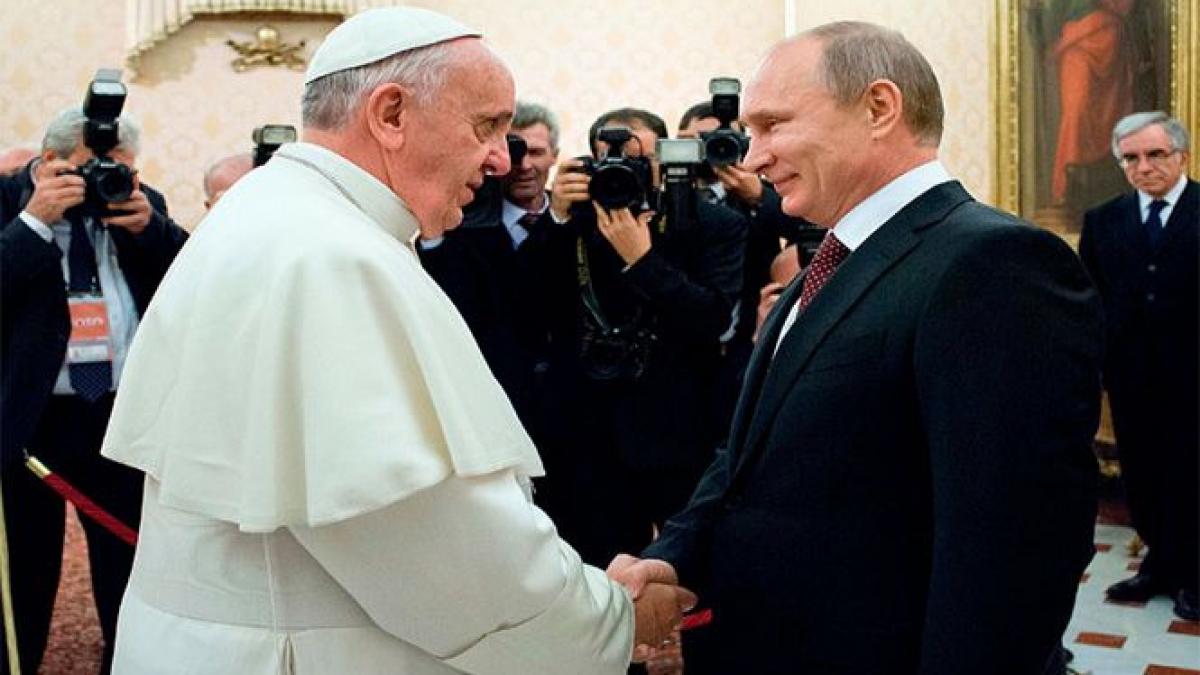 papa francisc il va primi la vatican pe presedintele rusiei vladimir putin