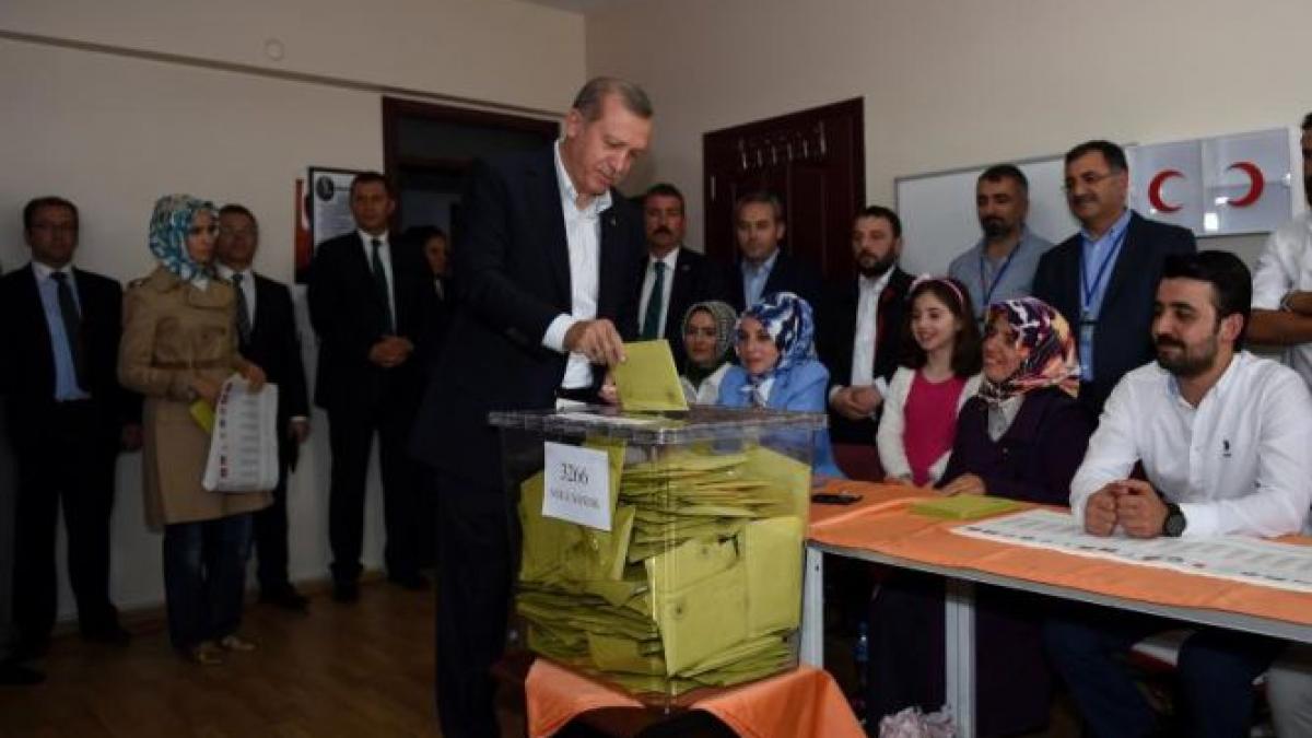 alegeri legislative in turcia rezultatele oficiale dau peste cap planurile presedintelui erdogan