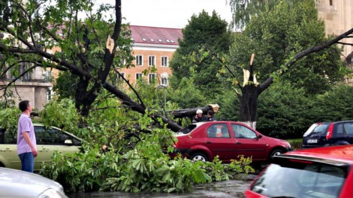 furtunile au produs pagube insemnate in mai multe zone ale romaniei