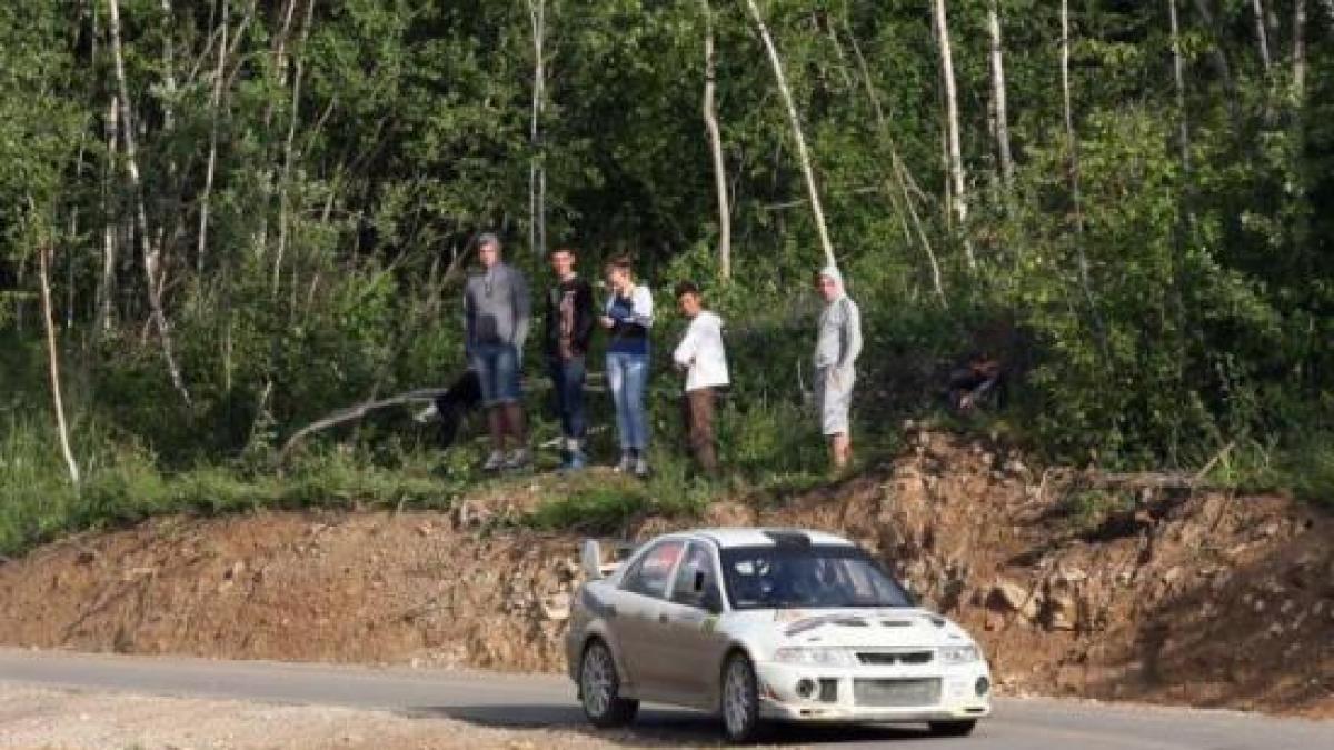 pilotii de raliu au facut spectacol la ranca