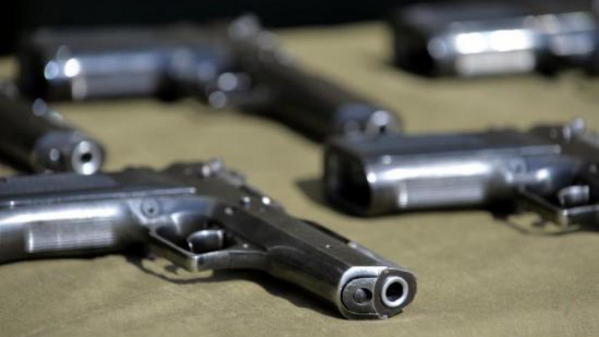 scandal intre activisti si politia locala in bucuresti