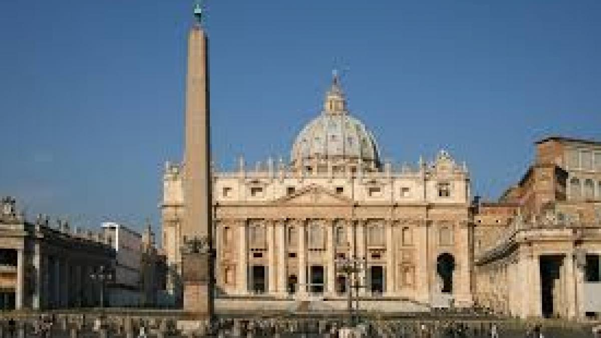 vatican primul proces impotriva unui fost inalt prelat judecat pentru pedofilie