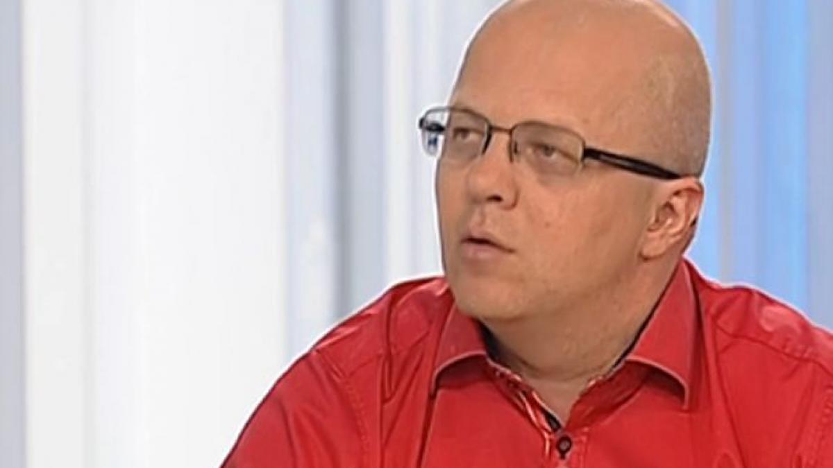 adrian ursu e incalificabil ca presedintele ccr rade de cei care il acuza ca le a furat votul