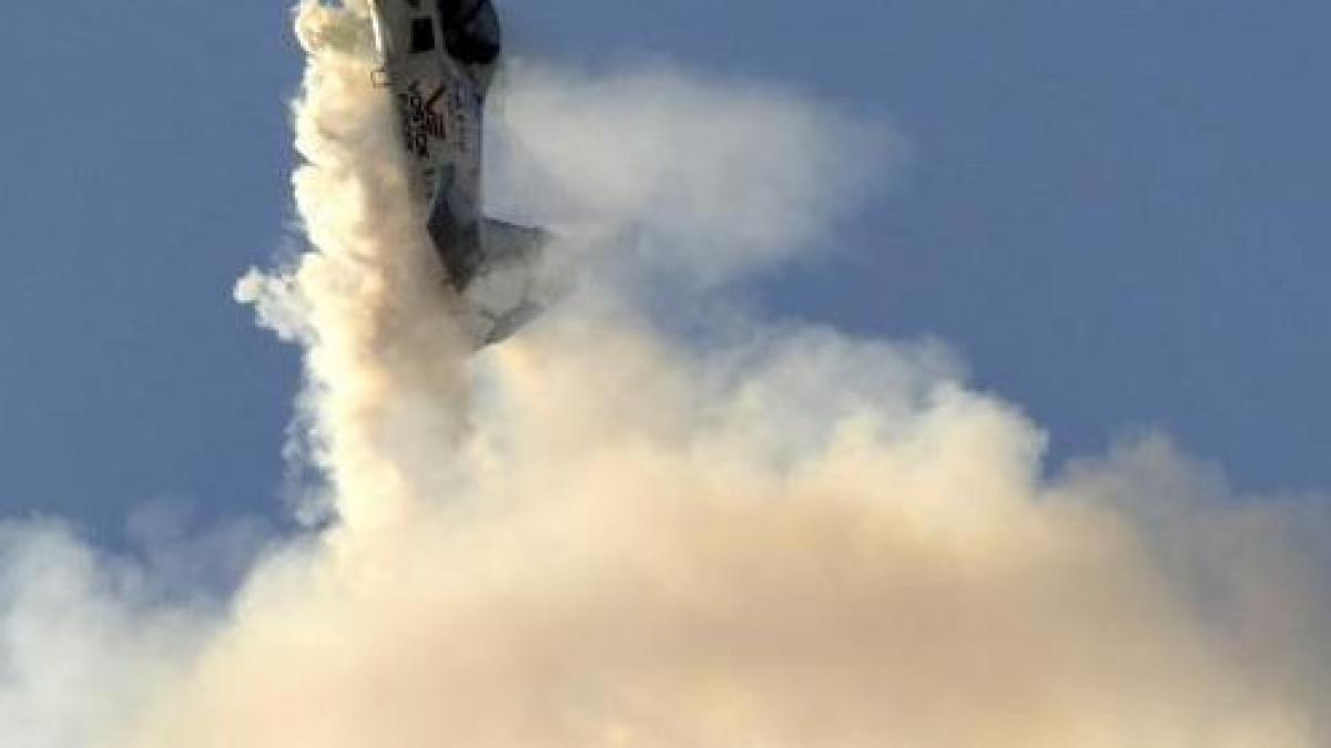 bias 2015 ultimele antrenamente pentru cel mai mare miting aviatic din romania