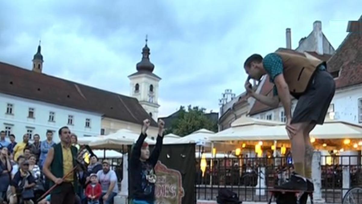 sibiul capitala internationala a teatrului peste 2500 de artisti aduc in fata publicului 400 de