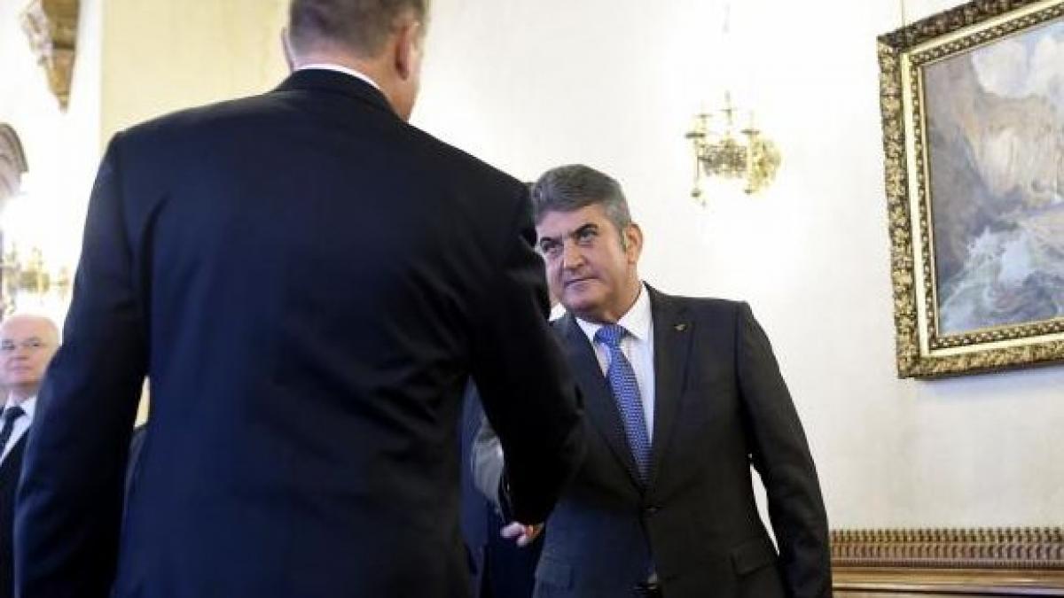 gabriel oprea se intalneste cu presedintele klaus iohannis la cotroceni