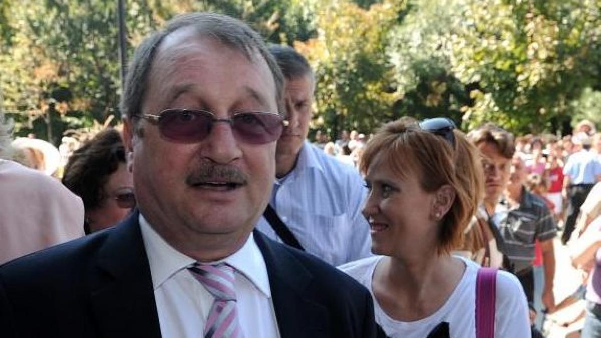 update fratele lui traian basescu ramane sub control judiciar decizia este definitiva