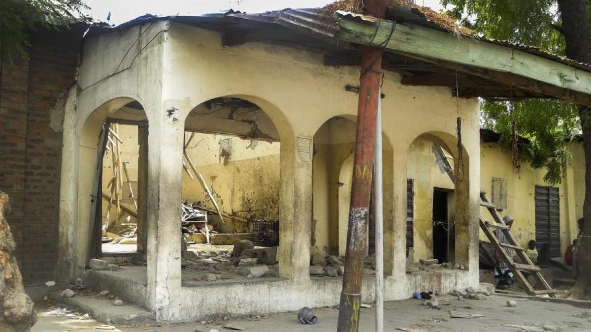 atrocitatile comise de teroristii de la statul islamic al qaida si boko haram denuntate intr un