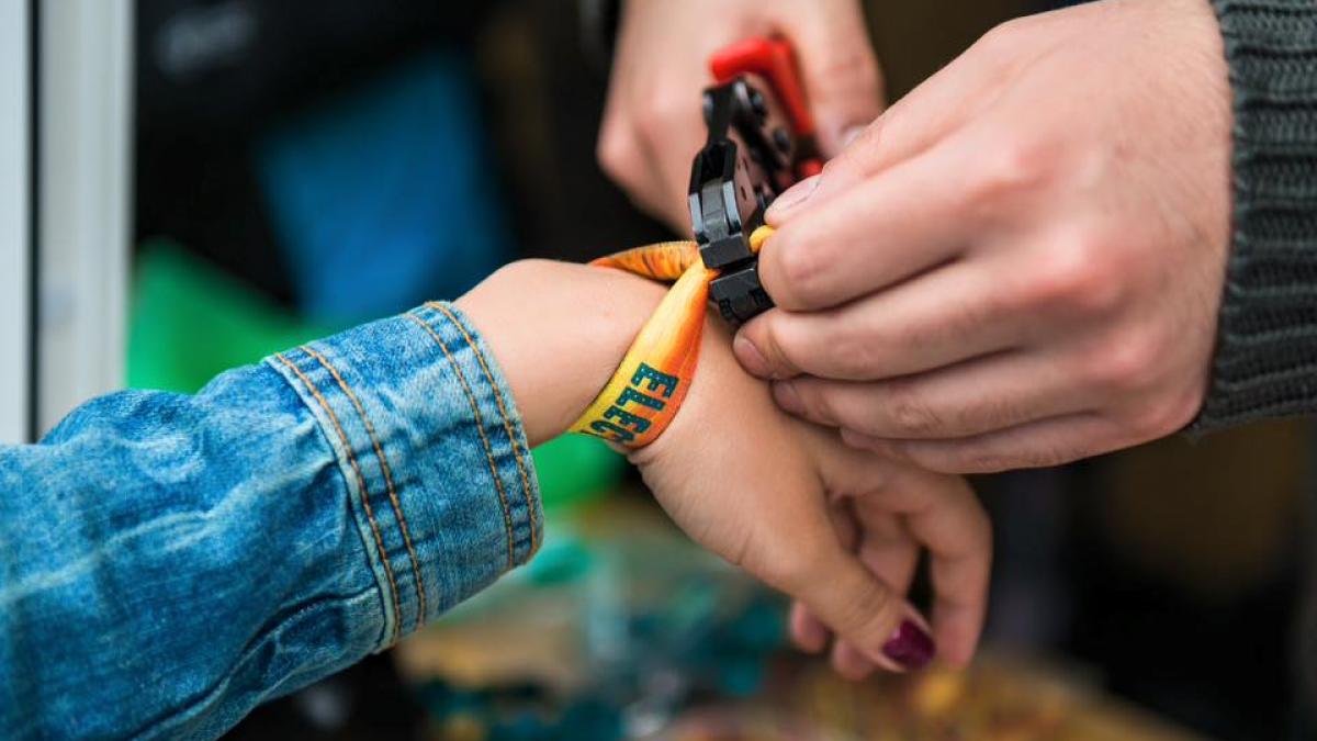 vesti oribile pentru participantii la festivalul electric castle