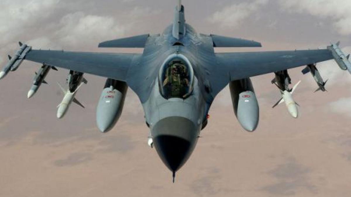 a fost identificat pilotul avionului prabusit ieri in arizona el este un general irakian