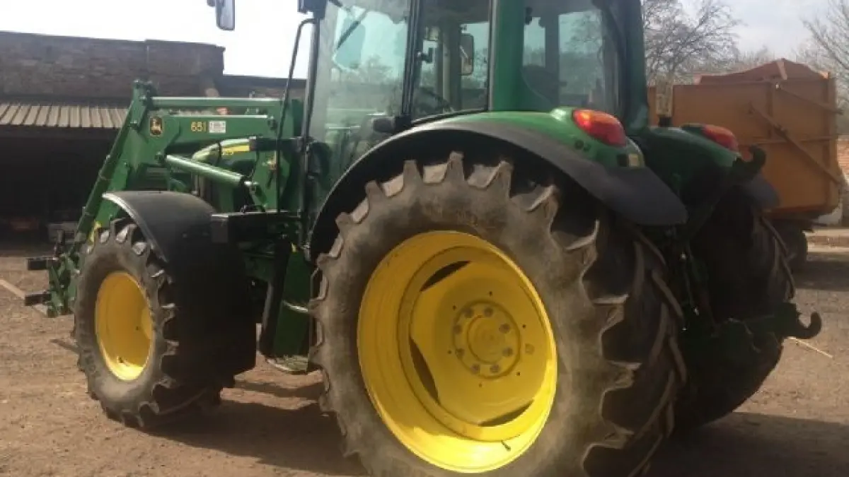 tragedie o fata de sase ani a murit dupa ce a fost lovita de un tractor