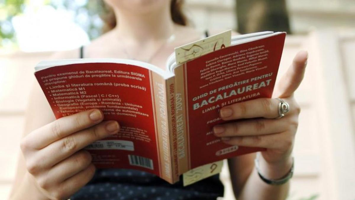 bacalaureat 2015 absolventii de liceu sustin astazi testul la limba si literatura romana ministrul
