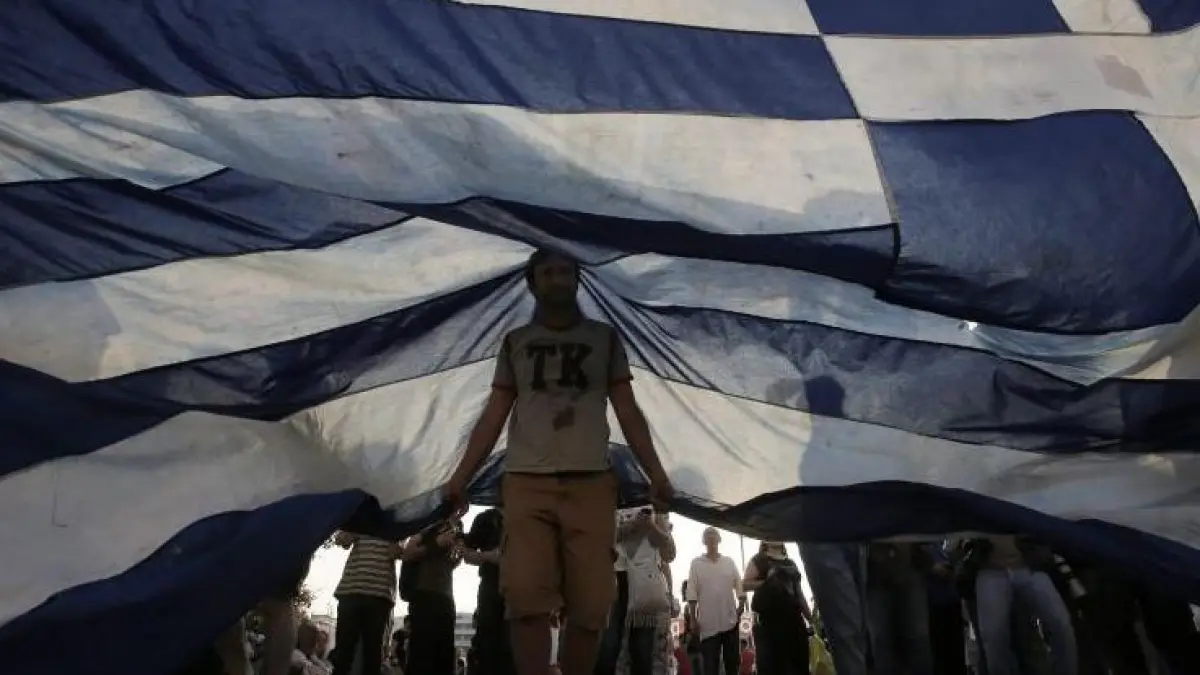 criza din grecia explicata intr un singur grafic