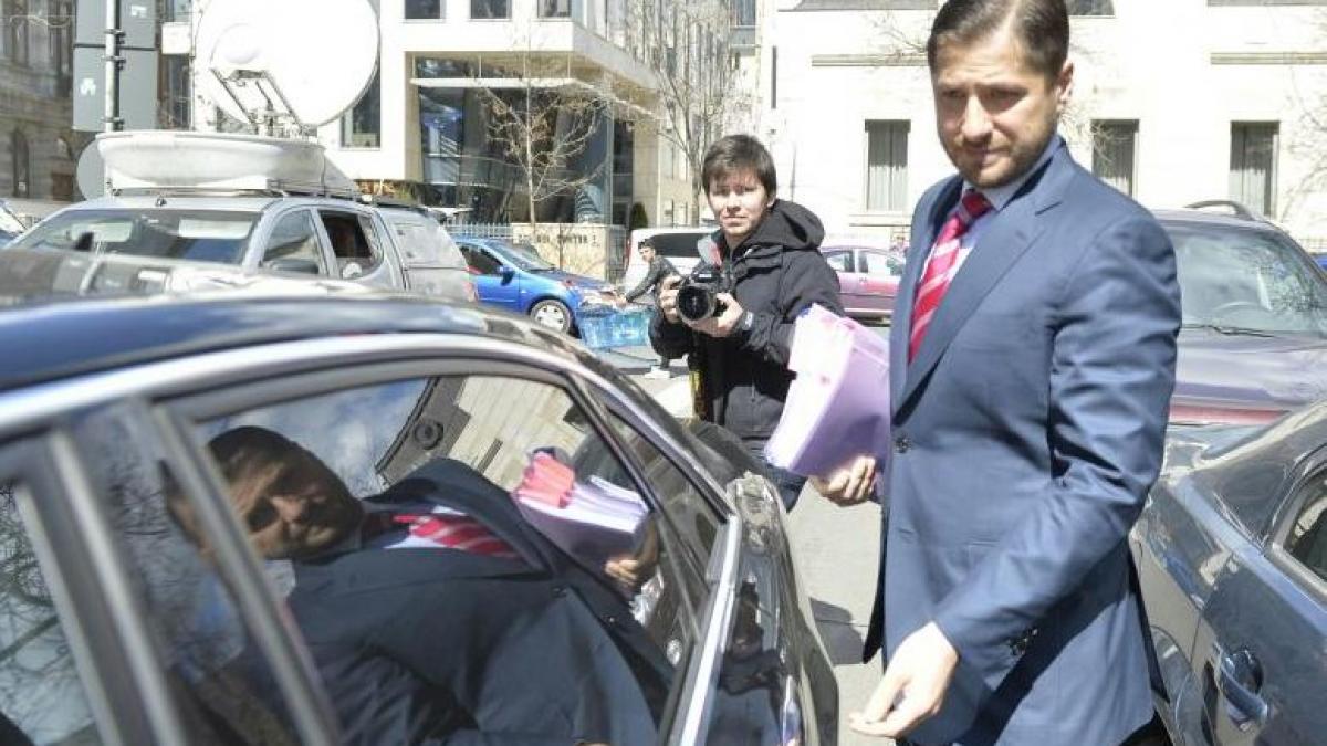 dezvaluiri din dosarul lui radu pricop ginerele lui basescu vazut ca o vedeta datorita relatiei de