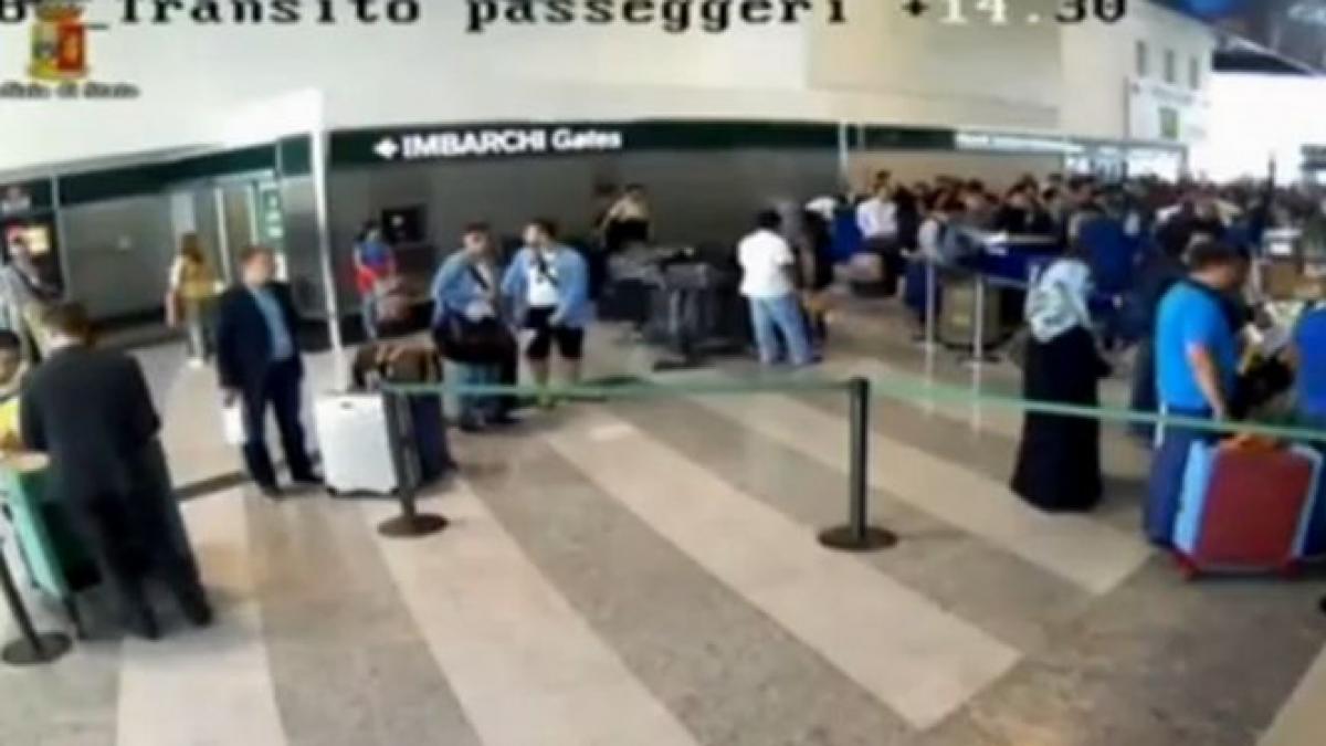 hotii romani care fac inconjurul internetului au fost dati de gol de papuci