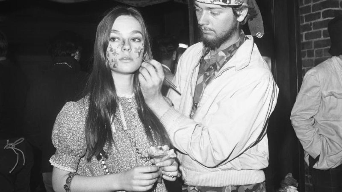 moda hippie spune nu conformismului