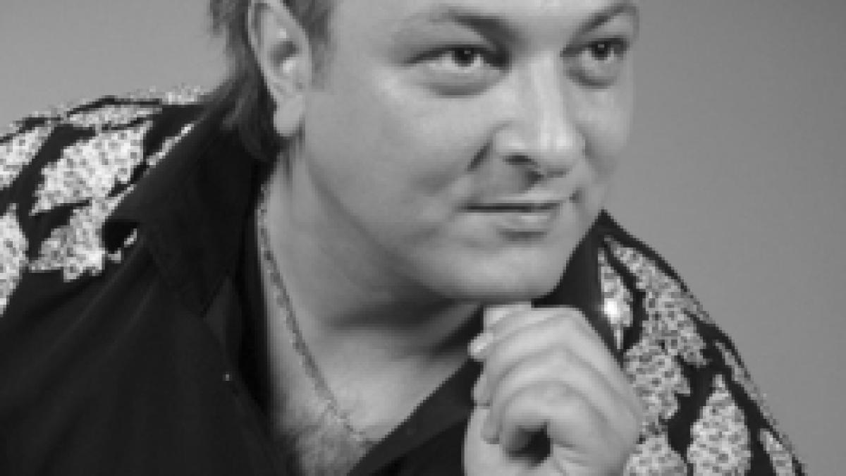 ce cantaret roman a ajuns sa cerseasca pe strada