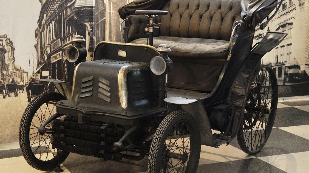 cum arata prima masina inmatriculata in bucuresti si de ce s a lasat cu scandal