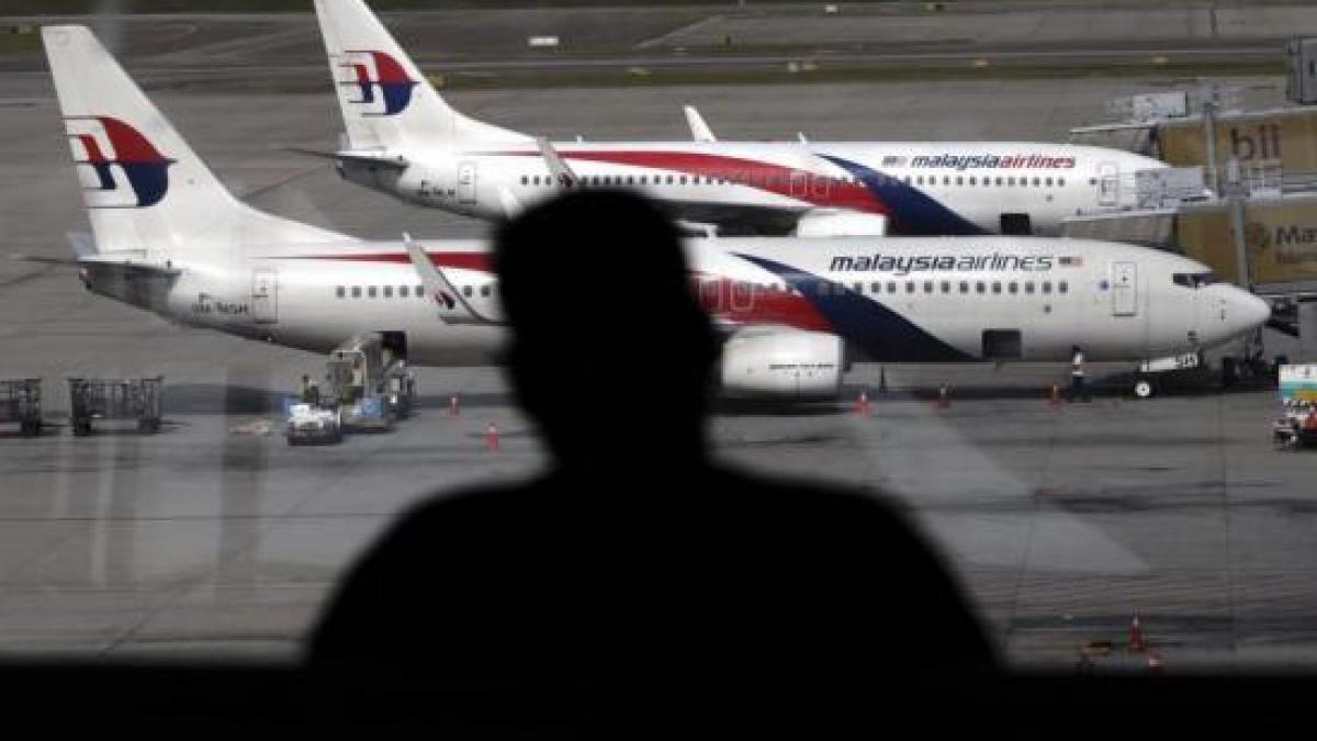 anchetatorii nu au gasit inca suspecti in cazul avionului malaysian prabusit in estul ucrainei