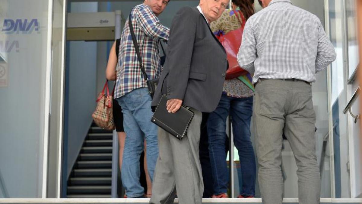 dna liviu musat adr sud muntenia si silvian ciuperca cj ialomita au fost trimisi in judecata