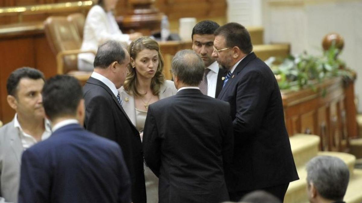 incurajat de votul pentru ungureanu in fruntea sie pnl vrea sa darame guvernul ponta