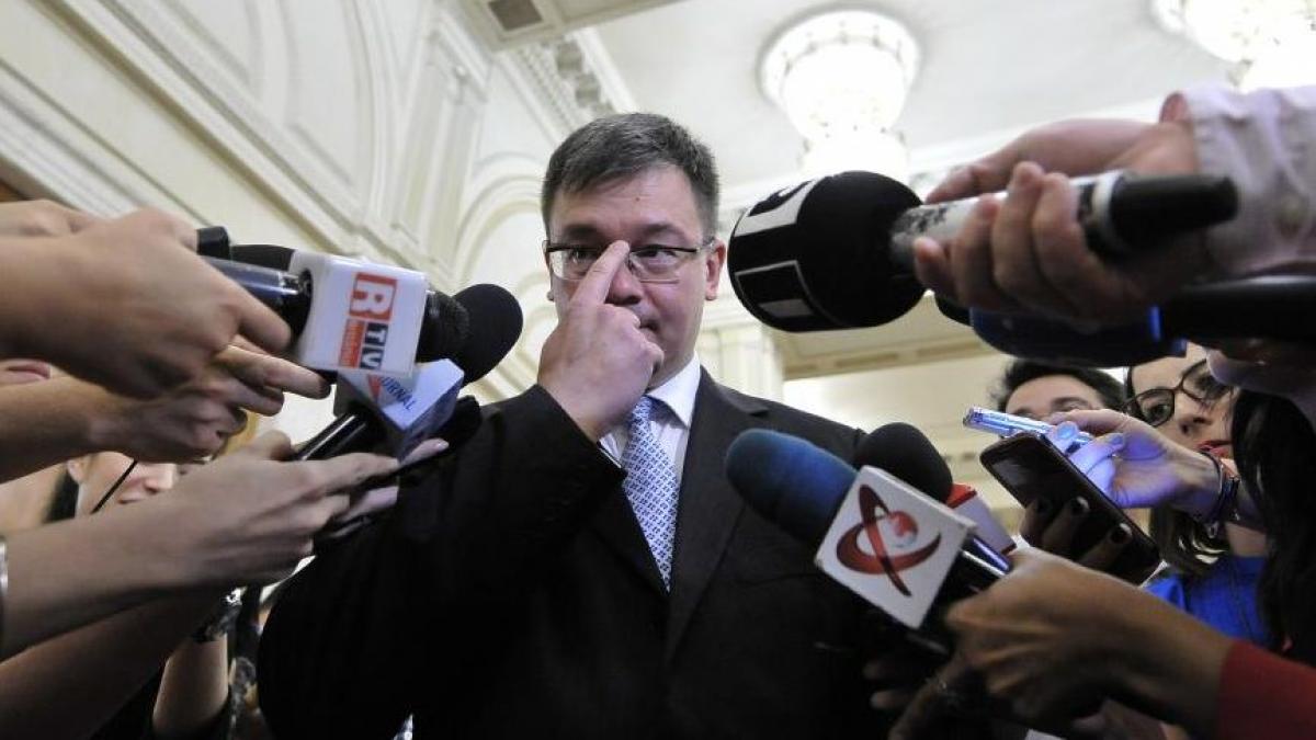 jurnalul national detalii suspecte despre fundatia si partidul lui mihai razvan ungureanu