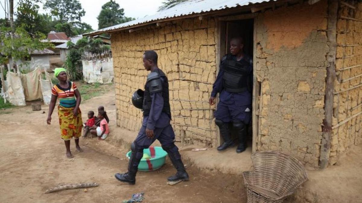 noi masuri de carantina in liberia dupa ce un adolescent a murit de ebola