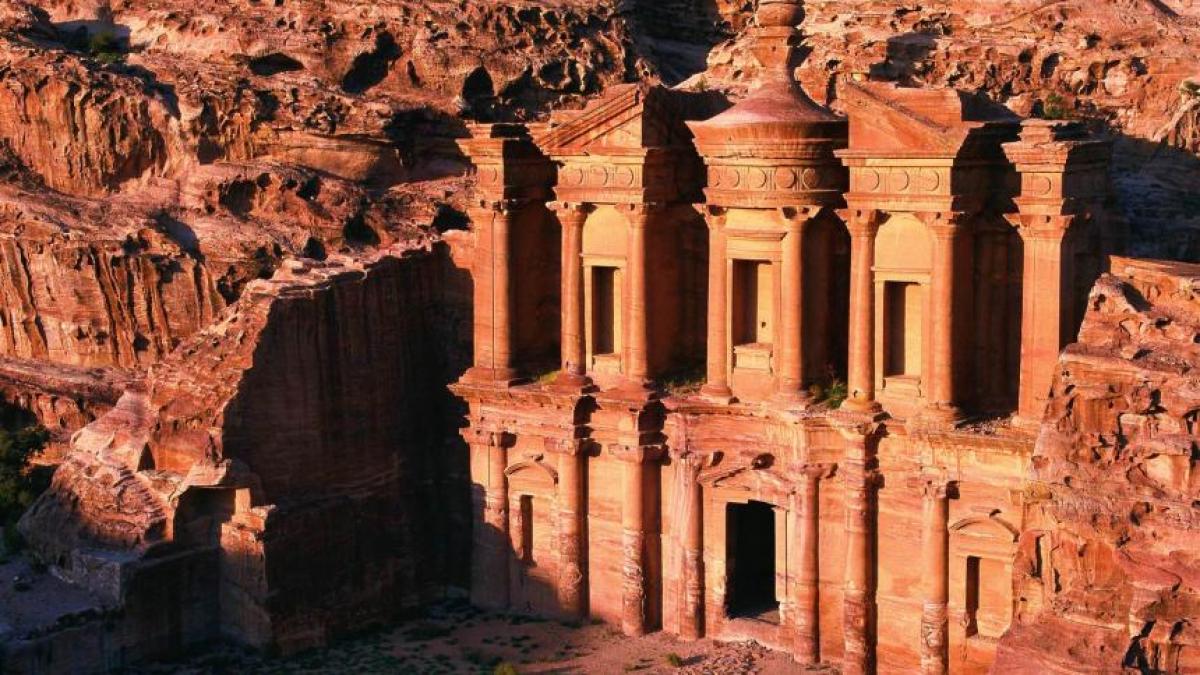 cele mai frumoase destinatii de vacanta pentru iubitorii de istorie