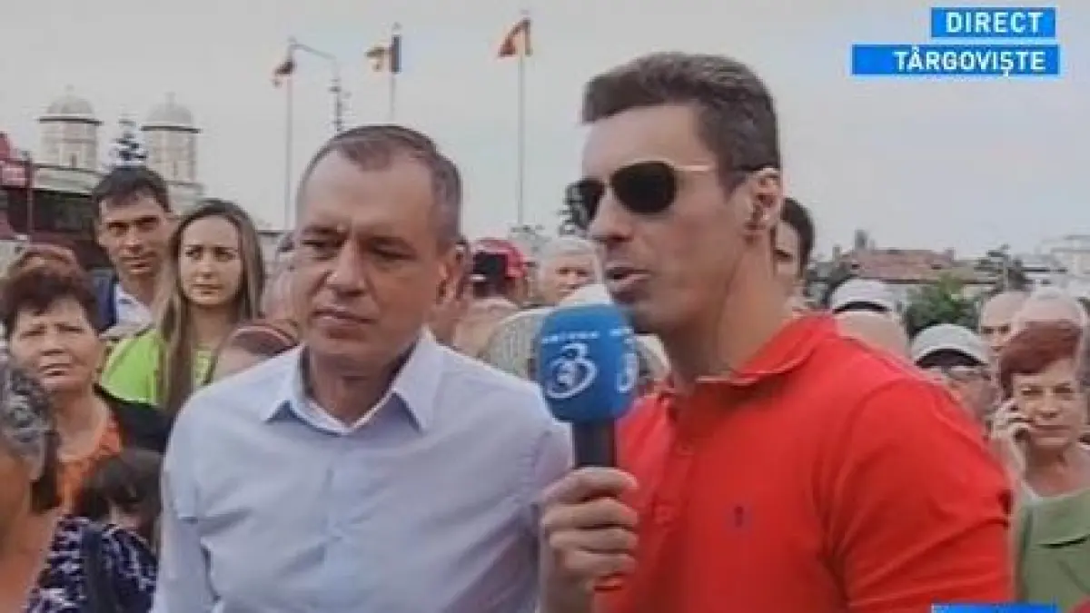 fii la putere cetatenii din targoviste s au adunat in centrul orasului pentru jurnalistii antena 3