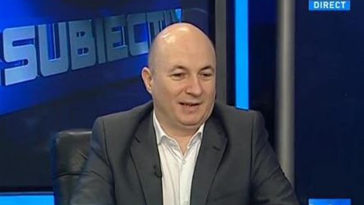 codrin stefanescu cred ca ungureanu are o icoana cu basescu si doarme cu ea sub perna