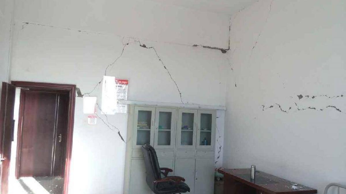 cutremur puternic in china cel putin patru oameni au murit iar alti 48 au fost raniti