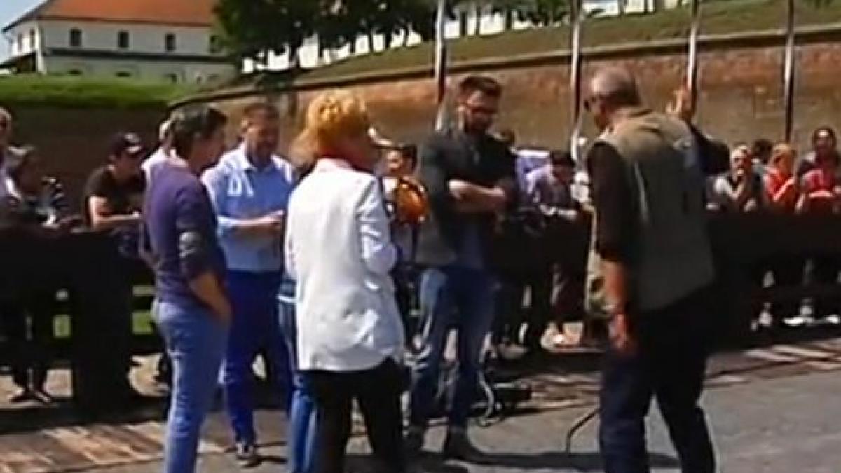 surpriza vedetelor antena 3 va invitam in culisele caravanei vezi aici imagini care nu au aparut la