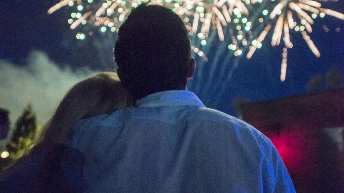 un celebru cantaret roman s a insurat in secret apoi a facut anuntul