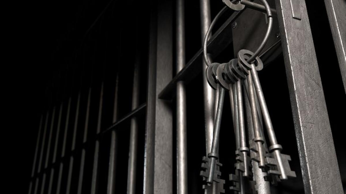 Jail-Cell-keys-740.jpg