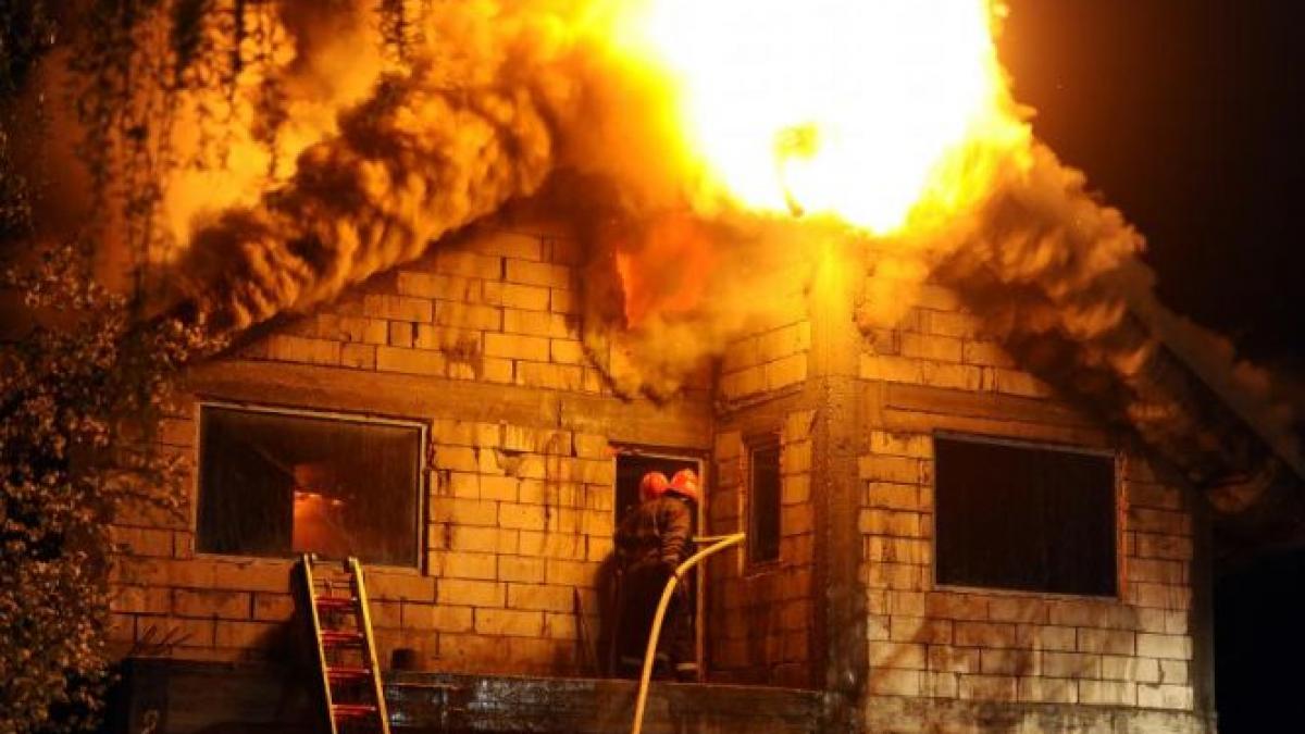 a plecat 10 minute de acasa cand s a intors jumatate de gospodarie era scrum