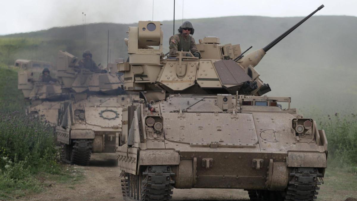 exercitii militare de amploare la o baza aeriana din georgia si romania participa