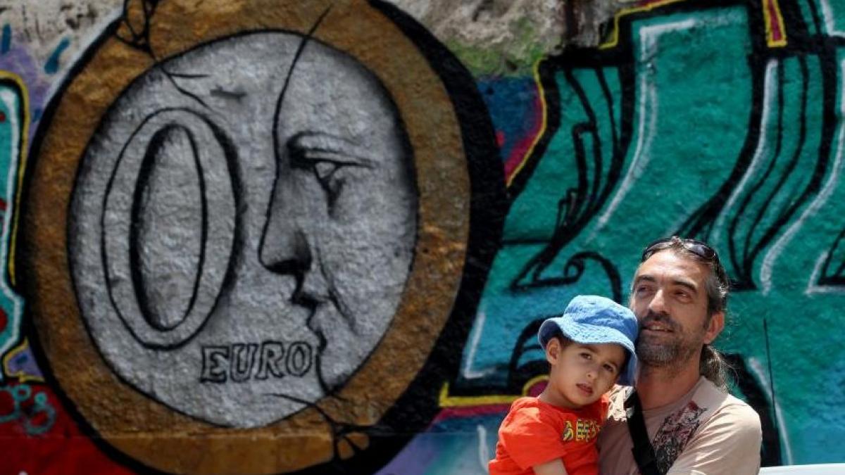 oficial german datoria greciei nu poate fi comparata cu cea a germaniei de dupa 1945