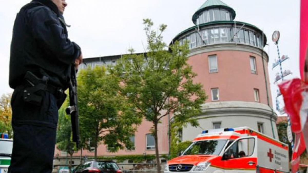 update alerta atac armat in sudul germaniei cel putin doua persoane au fost ucise atacatorul a fost