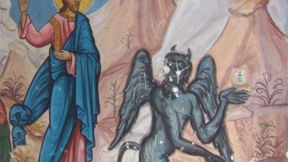 satenii unui sat din romania terorizati de diavol