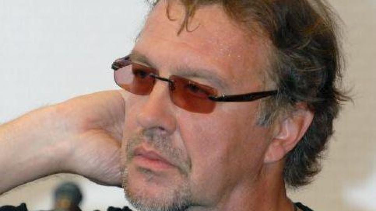 prima fotografie cu gabriel cotabita de pe patul de spital scandal urias