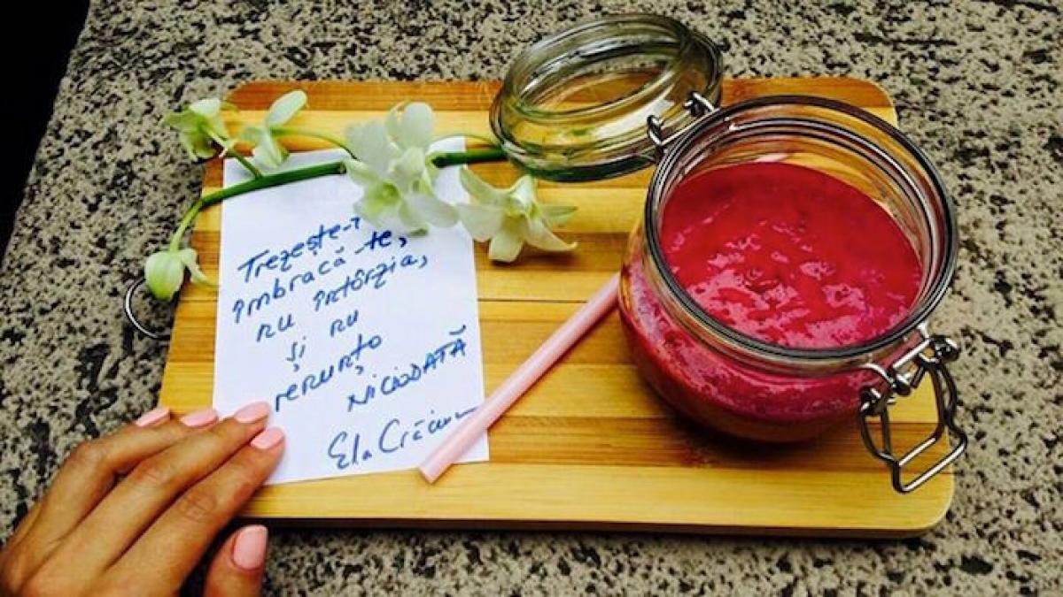 shake cu fructe de padure o reteta ultrarapida