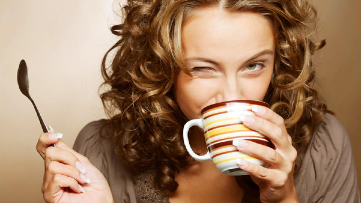 ce trebuie sa faci daca bei multa cafea sau bauturi cu cofeina