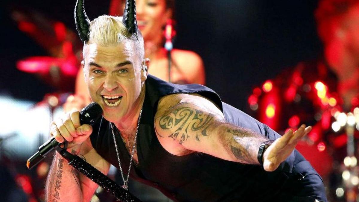 ce preferinte a avut robbie williams pentru concertul de maine din bucuresti 16 litri de lapte