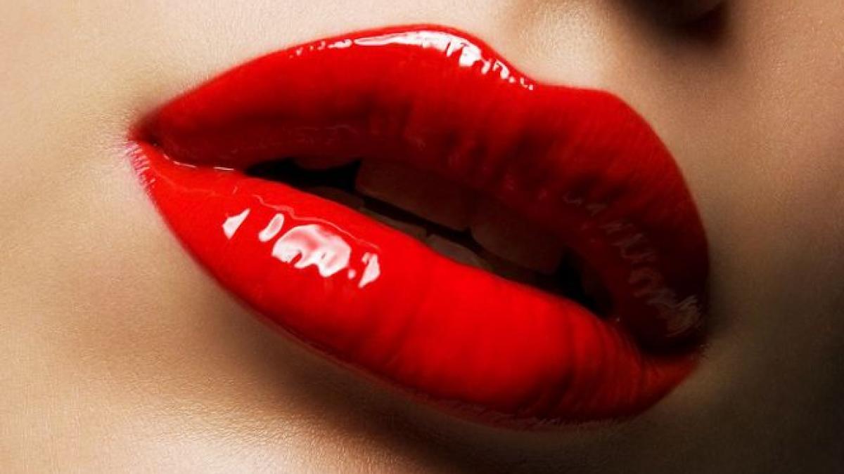 numai de bine secretele rujului rosu