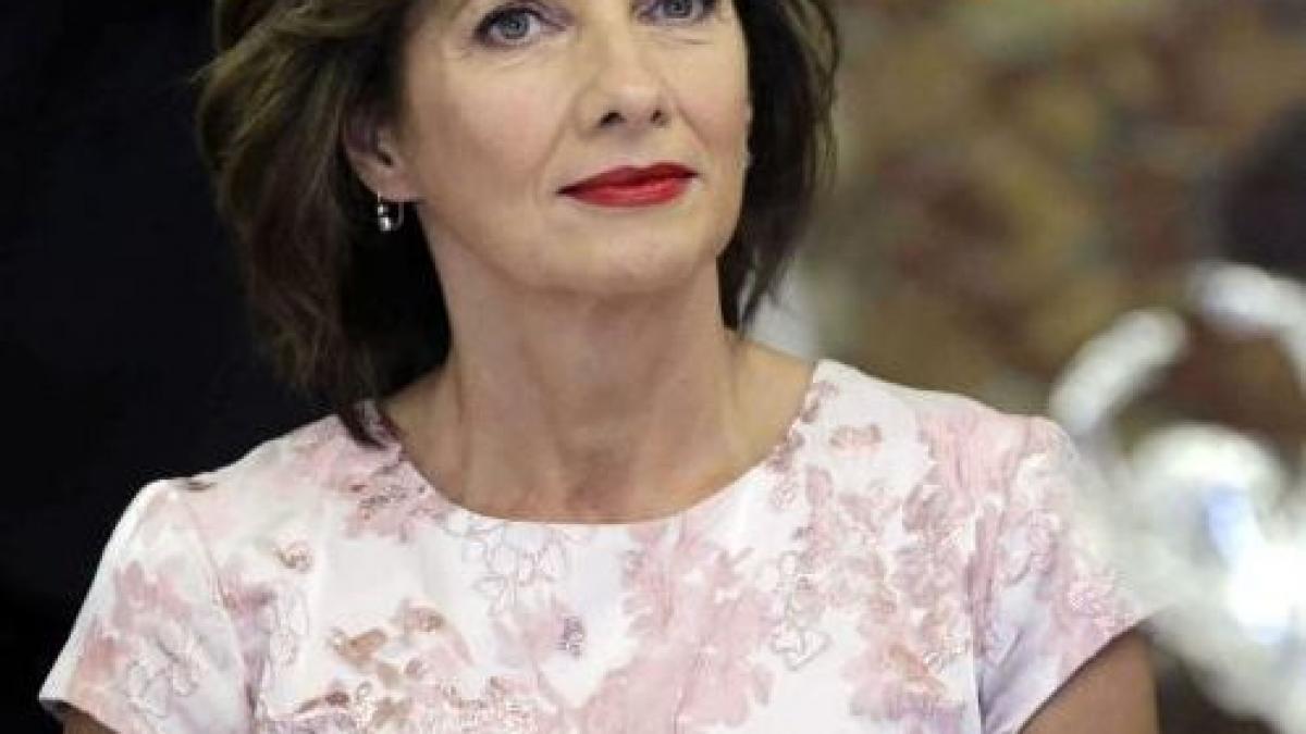 apel la carmen iohannis pentru a se implica in cazul elevei violate de sapte tineri in vaslui