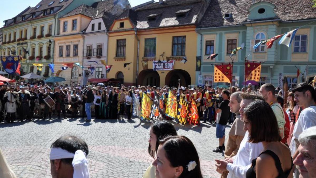 festivalul medieval din sighisoara dedicat lui sergiu nicolaescu