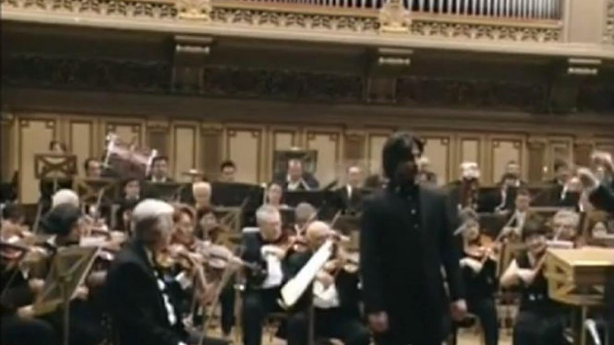 tenorul roman ioan hotea a fost premiat de faimosul placido domingo