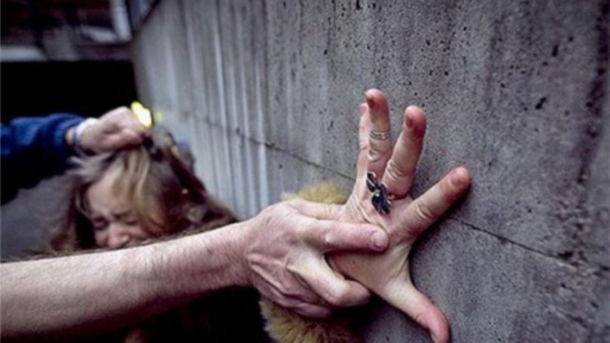 reactii fara precedent in cazul tinerei violate de sapte barbati