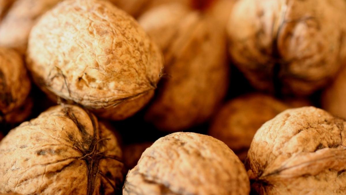 8 alimente care tin loc de crema de protectie vara