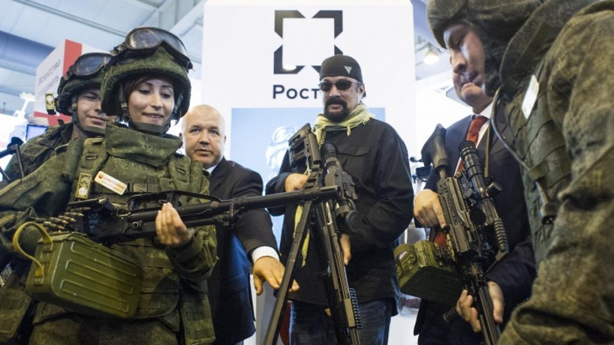 steven seagal gerard depardieu si goran bregovic persoane non gratae in ucraina